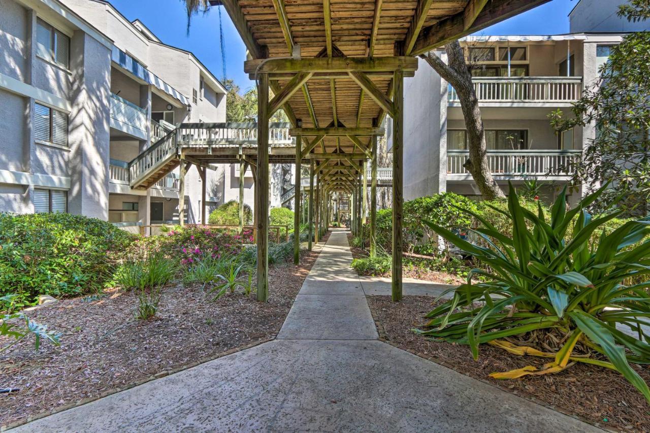Coastal Oasis With Pool - Walk To Coligny Beach Park Hilton Head Island Eksteriør bilde